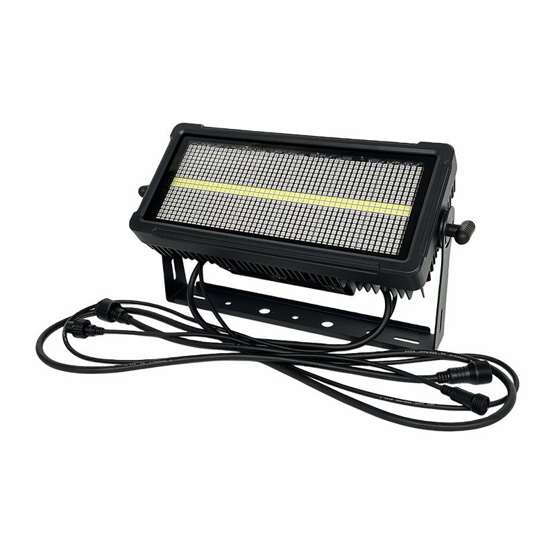 Moving head strobe light